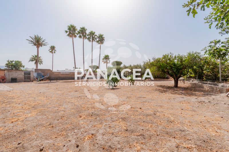 Foto 4d135cc1-dc70-4825-a38a-45532c157e6b. Xalet amb aparcament piscina a Pechina