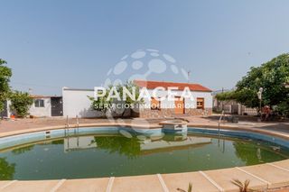 Chalet in Pechina. Casa rural en venta en pechina