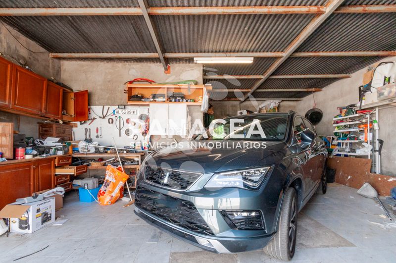 Foto a0ae14fe-4860-4bbe-a082-98801cbe00b7. Xalet amb aparcament piscina a Pechina