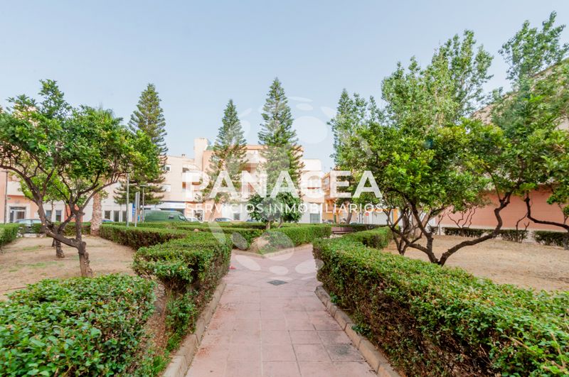 Foto 00d5d352-7571-464a-89dd-be0f684c21ba. Flat with parking in Pabellón - Estación - El Corte Inglés Ejido (El)