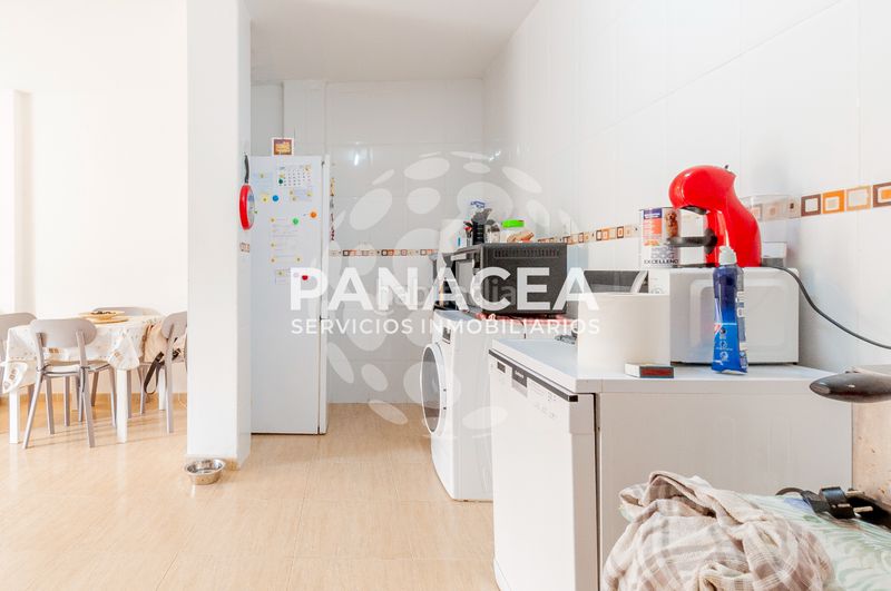 Foto 84781a73-ecce-45b3-8195-71392f272eed. Flat with parking in Pabellón - Estación - El Corte Inglés Ejido (El)