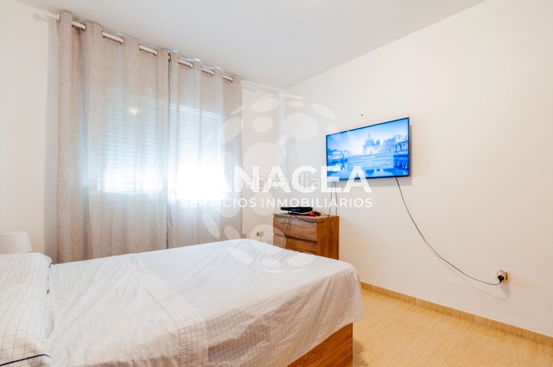 Foto b9888adc-4a10-4dbb-b04d-9a347f483d6d. Flat with parking in Pabellón - Estación - El Corte Inglés Ejido (El)