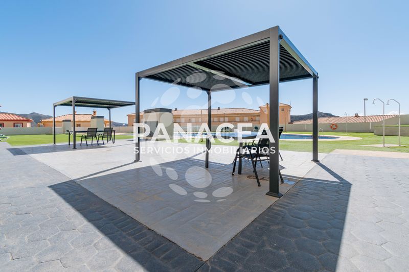 Foto a667744a-26ea-40dd-ae9c-cb83149312ff. Pis amb aparcament piscina a La Envía Vícar