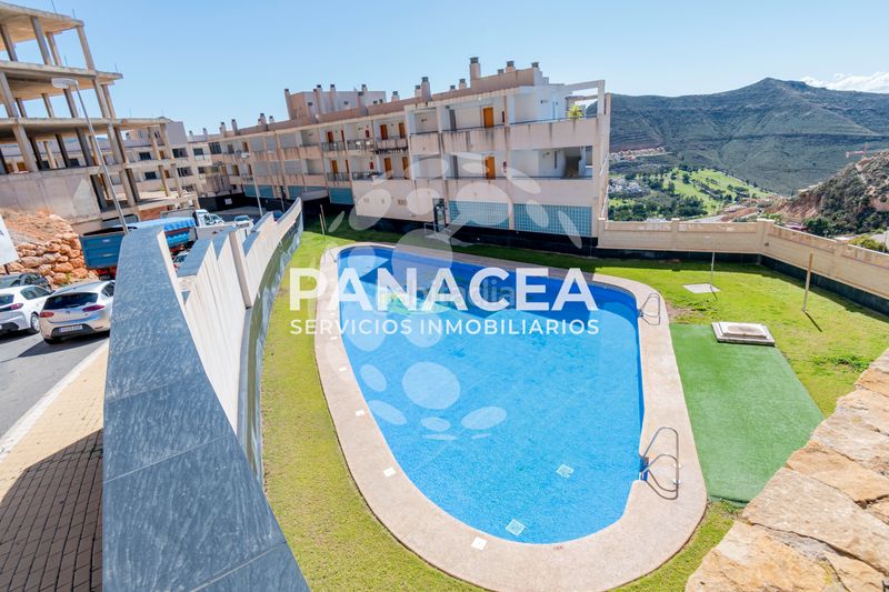 Foto f7685539-608f-452a-aebe-c9cb7e93e8c8. Pis amb aparcament piscina a La Envía Vícar