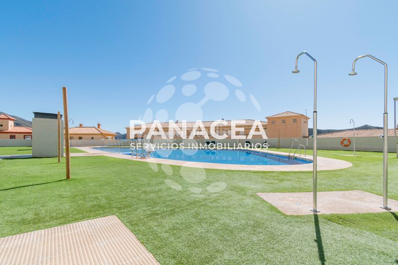 Foto fcfb56f2-a835-4315-873f-2278067850f4. Pis amb aparcament piscina a La Envía Vícar