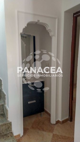 Foto 496d1997-1a18-4227-926d-a4a7da5d1b25. Casa amb aparcament a Las Cabañuelas Vícar