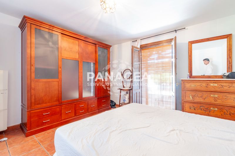 Foto a0c9b7e6-a376-4daa-9319-8f83040a39d7. Chalet with fireplace parking pool in Gérgal