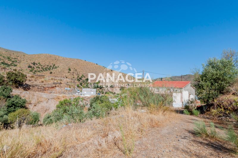 Foto 0d9ca876-f304-483d-88c9-840c96f93adb. Casa amb aparcament a Chercos