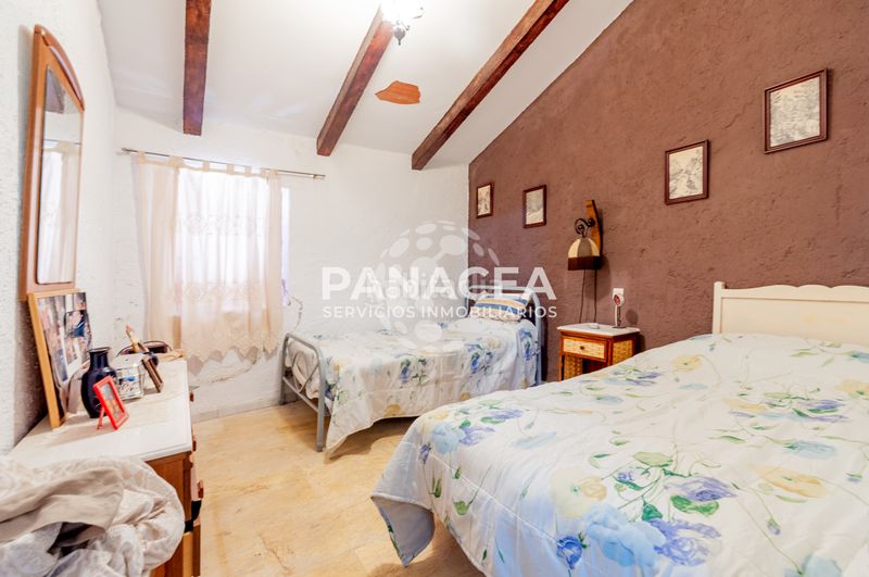 Foto 213d4007-43c5-4c11-99a6-62a9e42d578a. Casa amb aparcament a Chercos