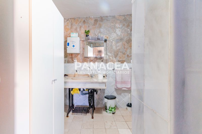 Foto 86ba49d4-afce-4d1c-9477-b7bd27d78870. Casa amb aparcament a Chercos