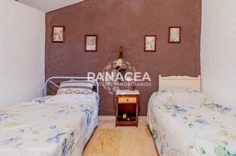 Foto 94875df2-e0a6-4b74-91a2-436d001ba0ea. Casa amb aparcament a Chercos