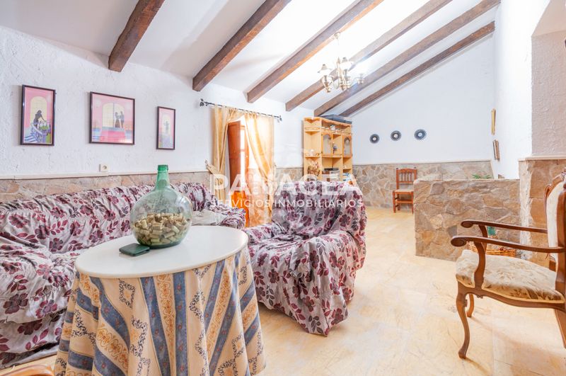 Foto cabebe7d-47be-4d7c-aa7f-f8912f636750. Casa amb aparcament a Chercos