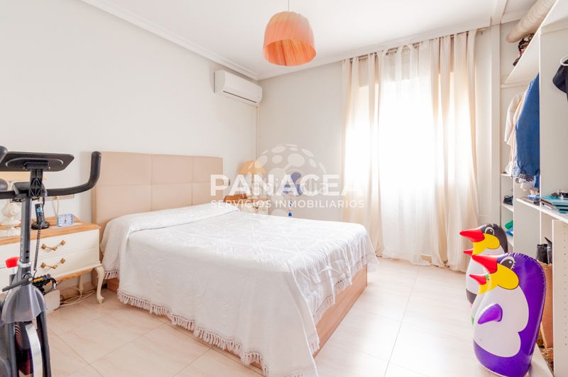 Foto aaf90108-0789-437e-b44b-fc430ea91d11. Pis amb aparcament a El Parador de las Hortichuelas Roquetas de Mar