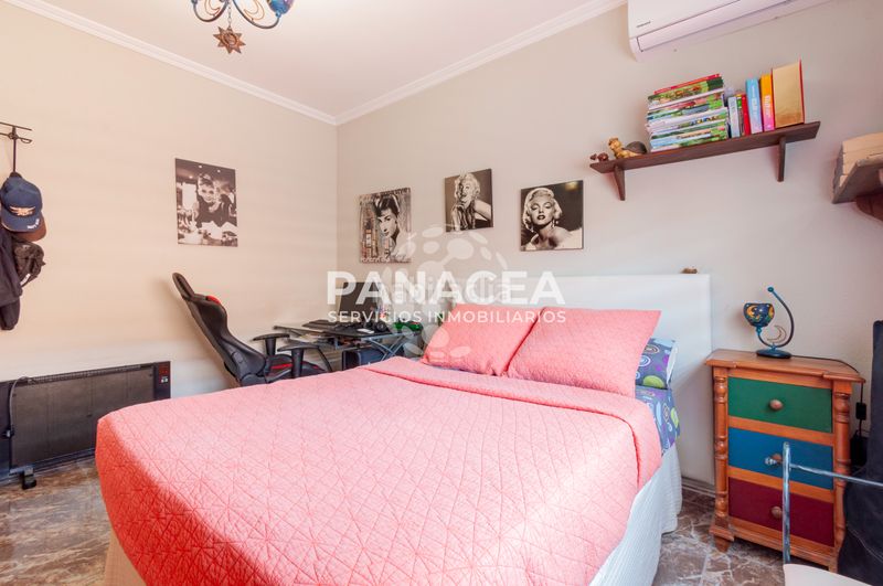 Foto a0cd8a10-6721-4146-8ec5-98a1a4ef8b1a. Casa adossada amb aparcament a Las Cabañuelas Vícar