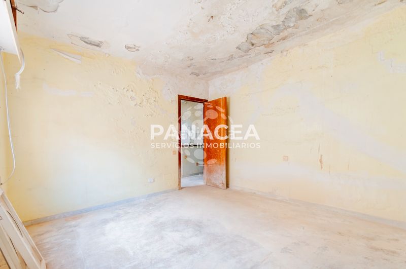 Foto c03ded2b-7cf7-47c5-a682-549eccb59544. Casa bifamiliare con parcheggio in Las Cabañuelas Vícar