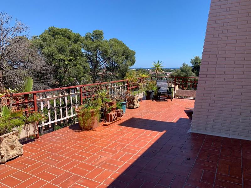 Foto 10ac14b6-9b1e-4185-ab26-2675252cf322. Dachwohnung mit heizung parking in Montmar Castelldefels