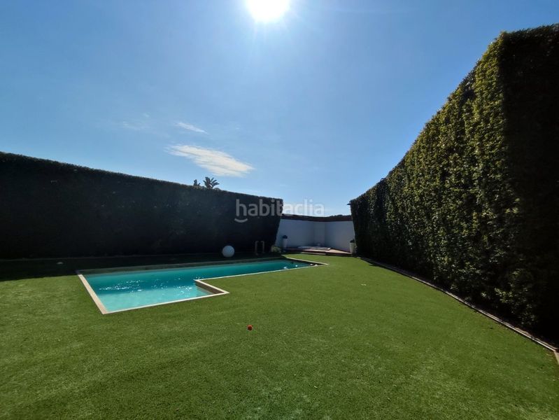 Foto 506d79c3-616e-446b-b21e-bd241ade0768. Casa amb calefacció piscina a Montmar Castelldefels