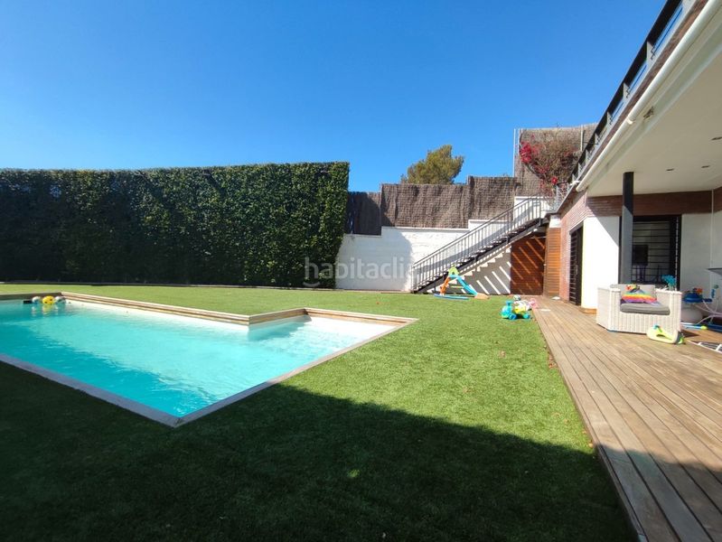 Foto 7eb2f490-53fa-4858-bd17-72dd0ef66f4f. Casa amb calefacció piscina a Montmar Castelldefels