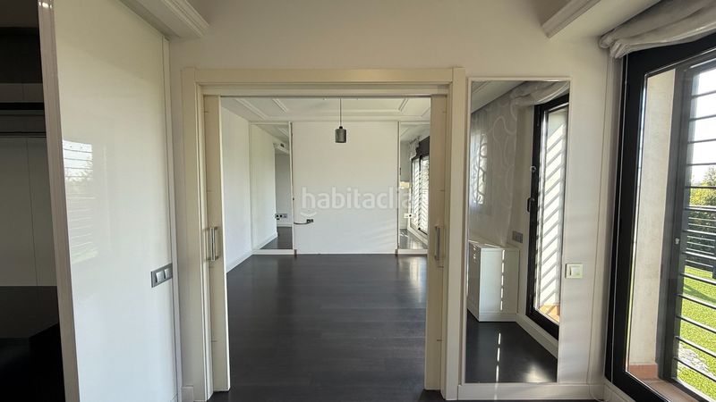 Foto 4cde3632-c3a2-46ea-83ed-13d7fe496a78. Casa amb calefacció piscina a Montmar Castelldefels