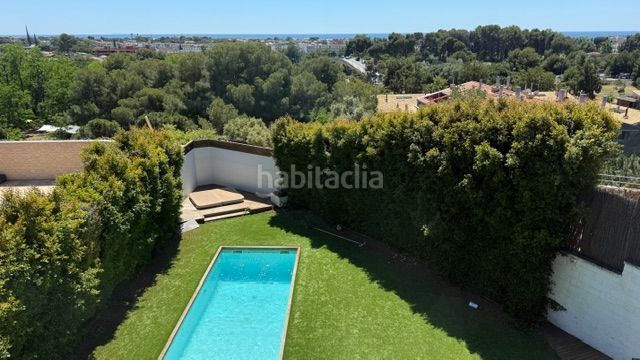 Foto ca4c9f7d-4139-49fe-8e2d-d97642345819. Casa amb calefacció piscina a Montmar Castelldefels