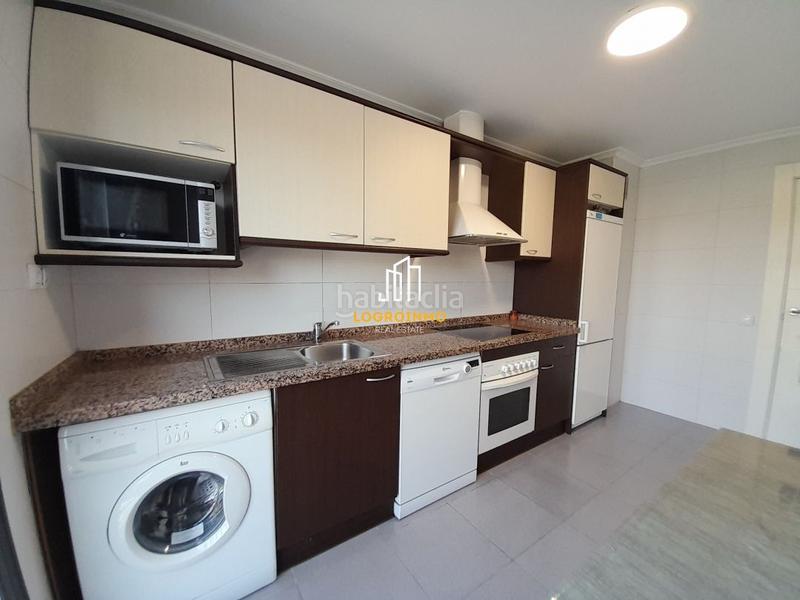 Foto 0383e64d-e483-471b-a85e-1692470294ee. Appartamento con riscaldamento parcheggio piscina in Logroño