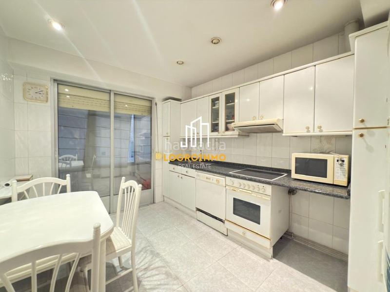 Foto 01c0d7e8-fef5-402c-9427-481140fd8884. Appartement avec chauffage dans Gran Via Logroño