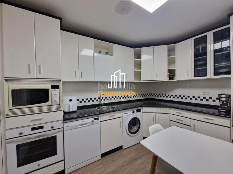 Foto 8ce0eaee-add0-4961-8262-71039cfd4e09. Pis amb calefacció aparcament a San Adrián Logroño