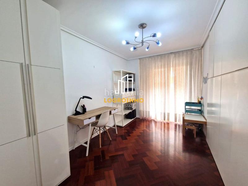 Foto f32e1f7d-93ac-4853-951a-3b4528e26127. Pis amb calefacció aparcament a San Adrián Logroño