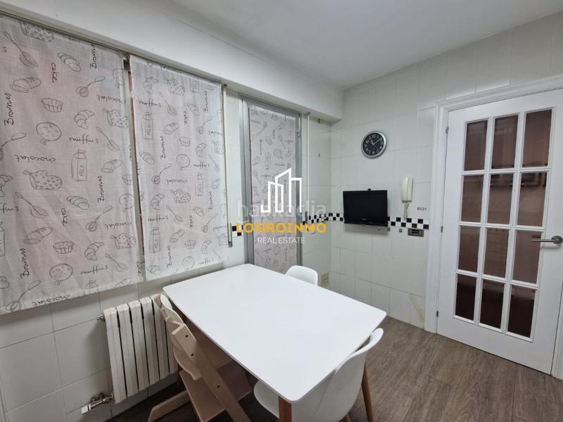 Foto fcef291e-11ac-4c12-96bb-96b4d93f41b1. Pis amb calefacció aparcament a San Adrián Logroño