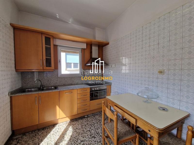 Foto 0fd5dbe5-c8a7-4a05-bce1-7663ff064f7a. Haus mit heizung parking in Murillo de Río Leza