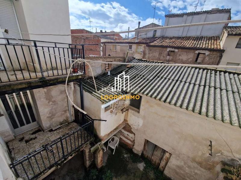 Foto 143d9f89-a403-48c3-aa16-92248d75f2d0. Haus mit heizung parking in Murillo de Río Leza