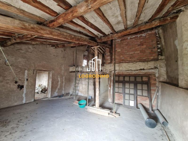 Foto 598679ce-e528-4ec2-b44f-db6eef741de7. Haus mit heizung parking in Murillo de Río Leza