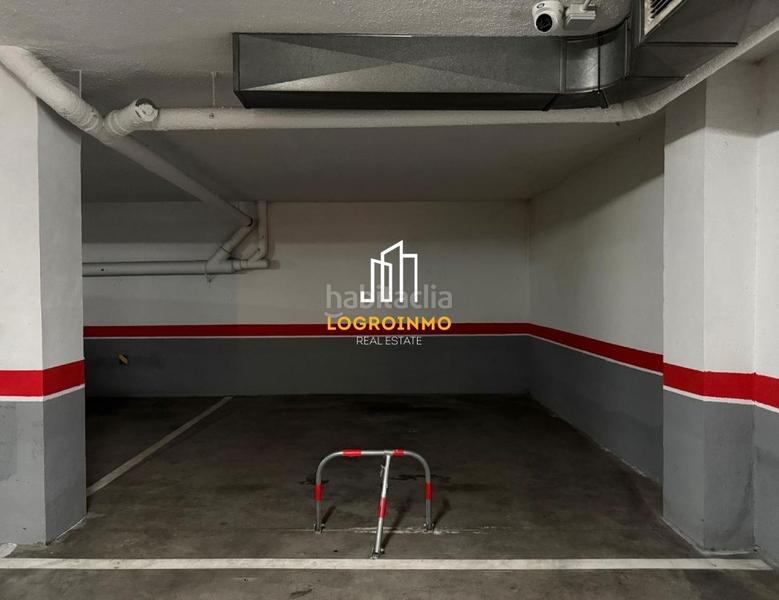 Foto 78df2fe2-2c2d-4127-95c1-99c3b8dea530. Pis amb calefacció aparcament piscina a Cascajos - Piqueras Logroño