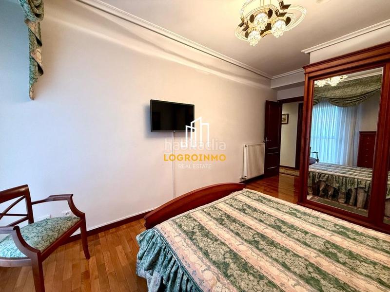 Foto c1c1b856-a855-4f63-b4a8-33beb41e329c. Pis amb calefacció aparcament piscina a Cascajos - Piqueras Logroño