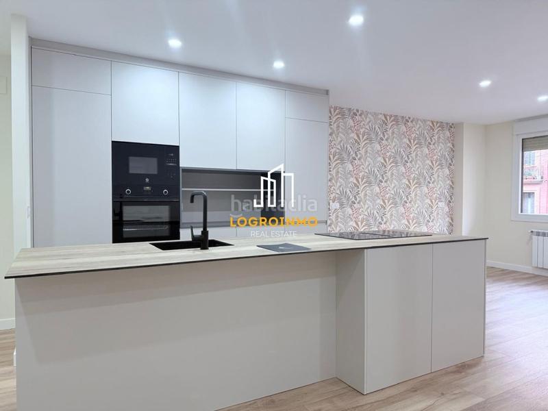 Foto 1bc3cd99-10d9-4802-b711-593918658bd7. Pis amb calefacció a Gran Via Logroño