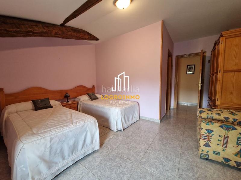 Foto 4b70d83a-520a-4e6e-bc7e-c7db3335490c. Pis amb calefacció aparcament a Ojacastro