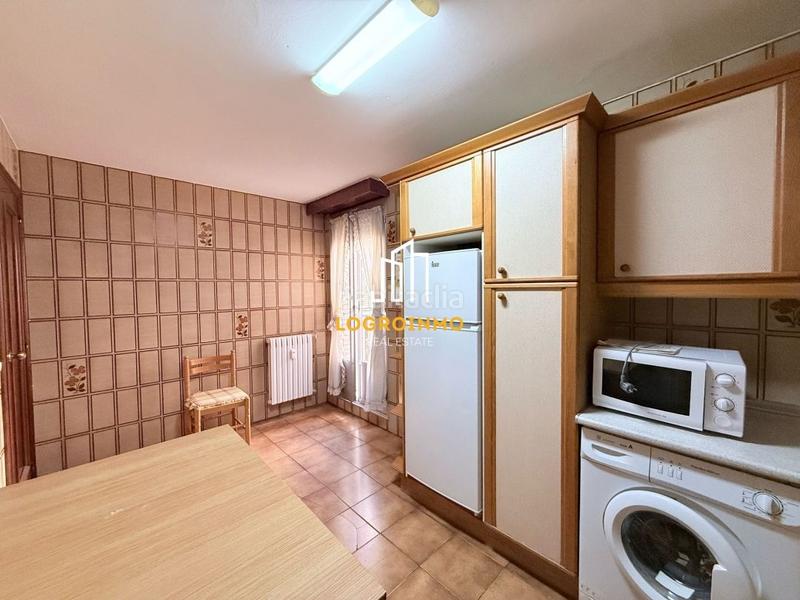 Foto 11b5b5cb-7ef6-40c3-b0ae-38bf6d0b2c10. Appartamento con riscaldamento parcheggio in Gran Via Logroño