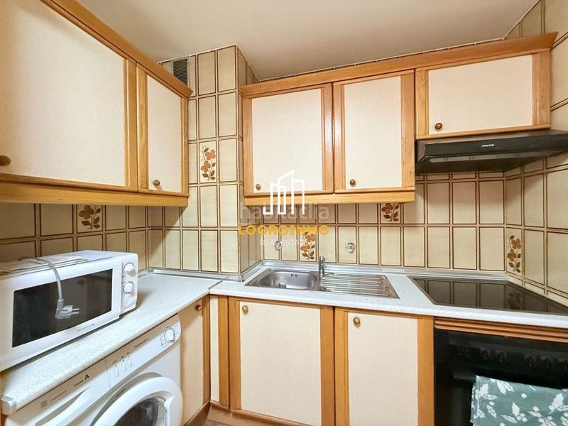 Foto 9d30238a-f9d3-4c87-be03-3b8d4cd4ba23. Appartamento con riscaldamento parcheggio in Gran Via Logroño