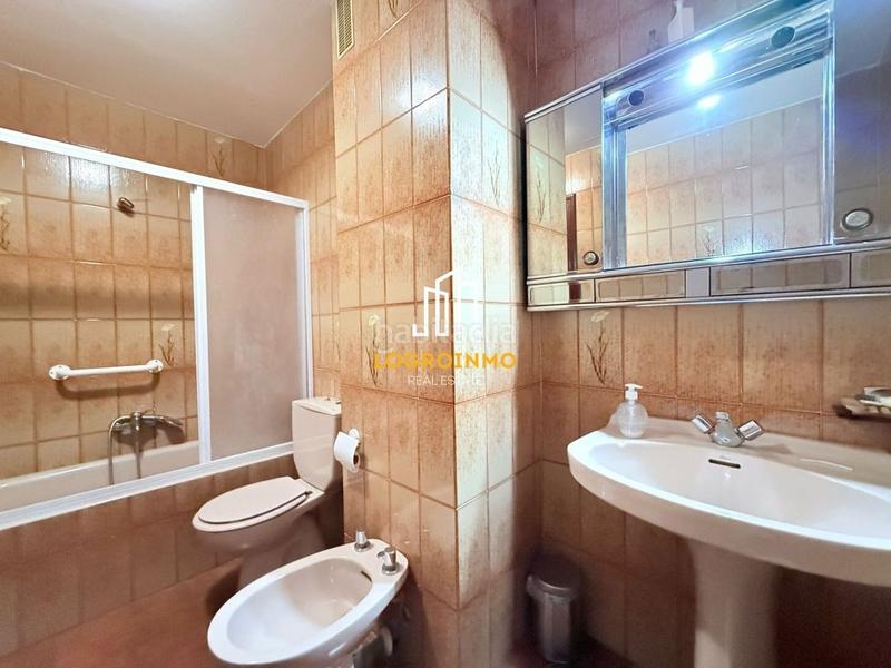 Foto cc16b9ef-1630-44f9-9df8-82052666a284. Appartamento con riscaldamento parcheggio in Gran Via Logroño