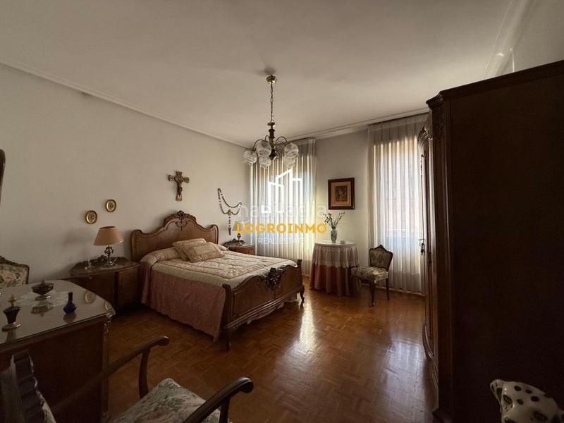 Foto ea3dd919-3eaf-4cb0-9c64-c195f5b9c834. Appartamento con riscaldamento in Residencia Logroño
