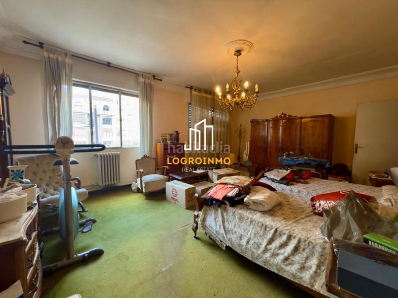 Foto 8d924c31-2d86-4772-8e69-ea43d3b93e34. Appartamento con riscaldamento in Residencia Logroño