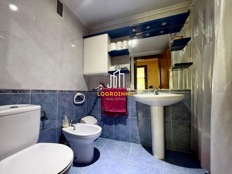 Foto e0f15338-e152-41f9-8f2f-ff63a18cc9eb. Pis amb calefacció a San Adrián Logroño