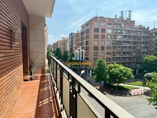 Pis en Gran Via. En exclusiva  piso en venta en vara de rey, logroo