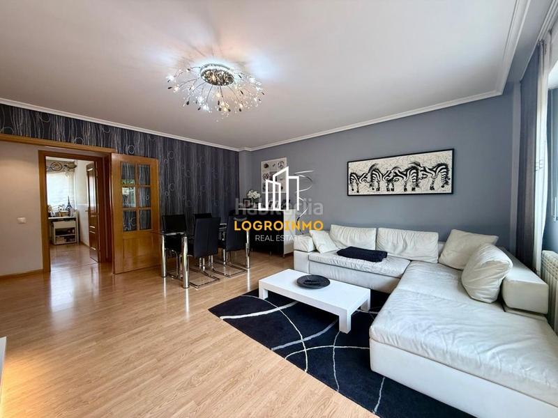 Foto 3283d2e5-c34c-472d-9102-4bff62eca805. Appartamento con riscaldamento parcheggio piscina in Logroño