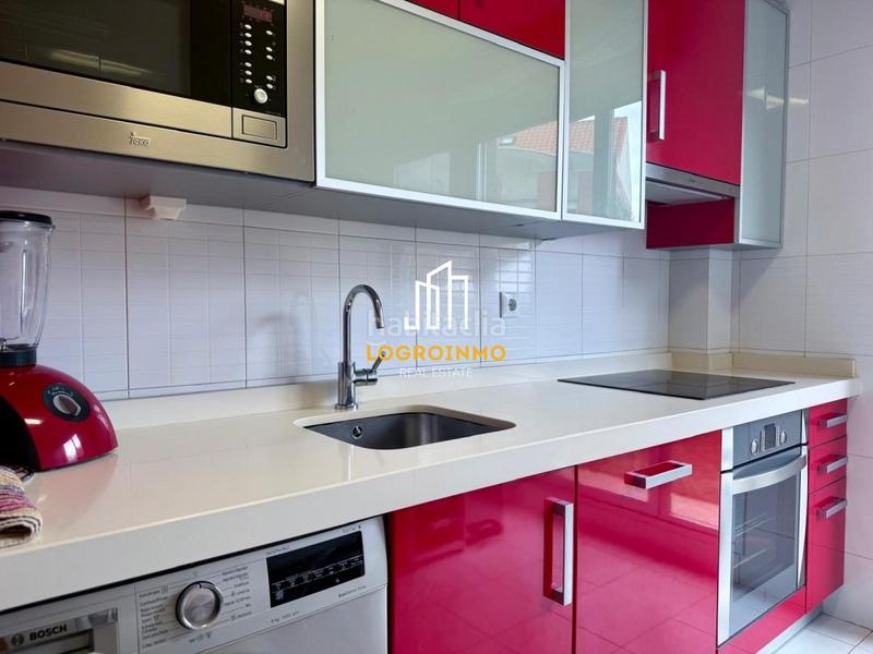 Foto 5d3258c6-9122-4e1f-8da7-f248413e54ff. Appartamento con riscaldamento parcheggio piscina in Logroño