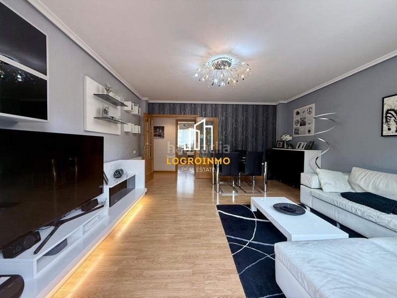 Foto 5f0037cf-582e-41ae-99a2-d062fbba804e. Appartamento con riscaldamento parcheggio piscina in Logroño