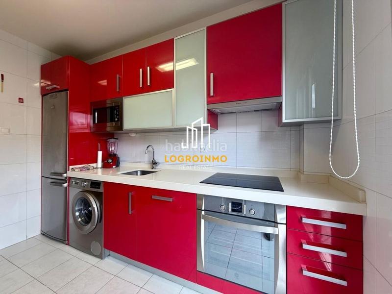 Foto afba14cd-ec6f-438c-8750-b40f9fb7715e. Appartamento con riscaldamento parcheggio piscina in Logroño