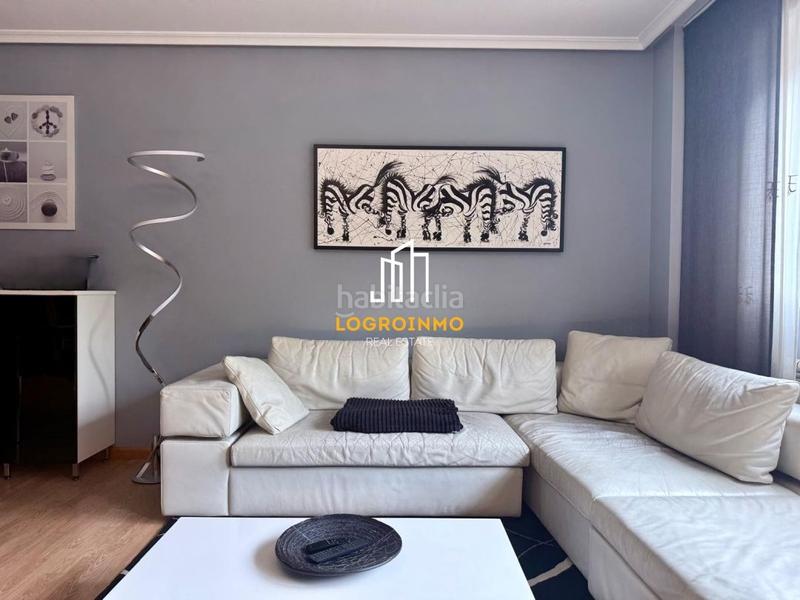 Foto e9dea12f-b253-45a1-b4e9-5dedf2a3933a. Appartamento con riscaldamento parcheggio piscina in Logroño