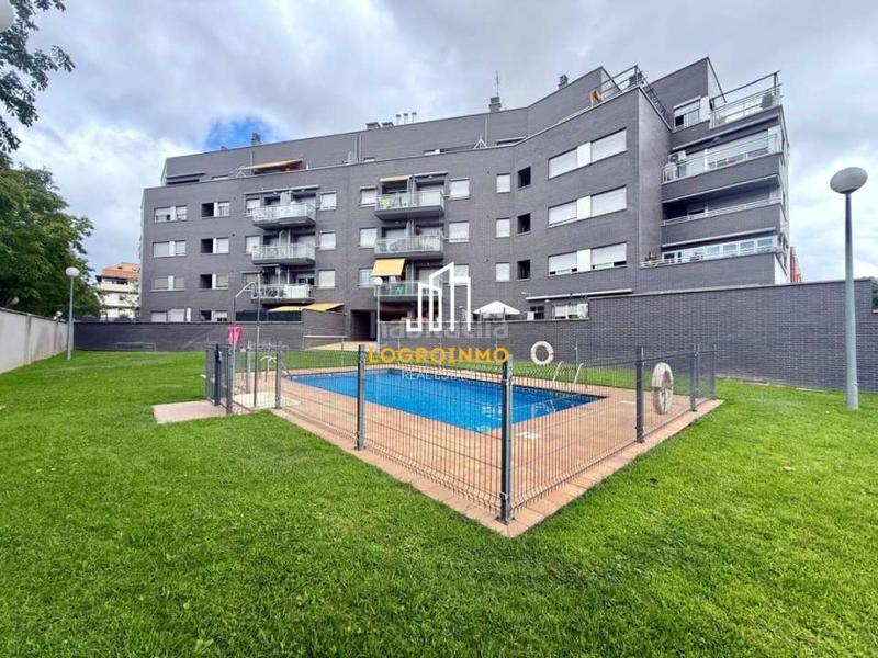Foto eb35af22-3ae9-44e0-804a-6e6ed0d50049. Appartamento con riscaldamento parcheggio piscina in Logroño