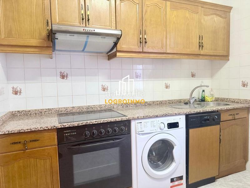 Foto 7af6dbd1-c474-40a2-aafc-3ccec7c72930. Piso  en venta en zona avda de la paz, en San Millán - Ayuntamiento Logroño